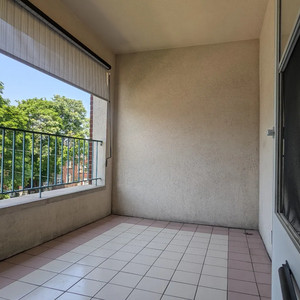 09-U5_balcony3.webp